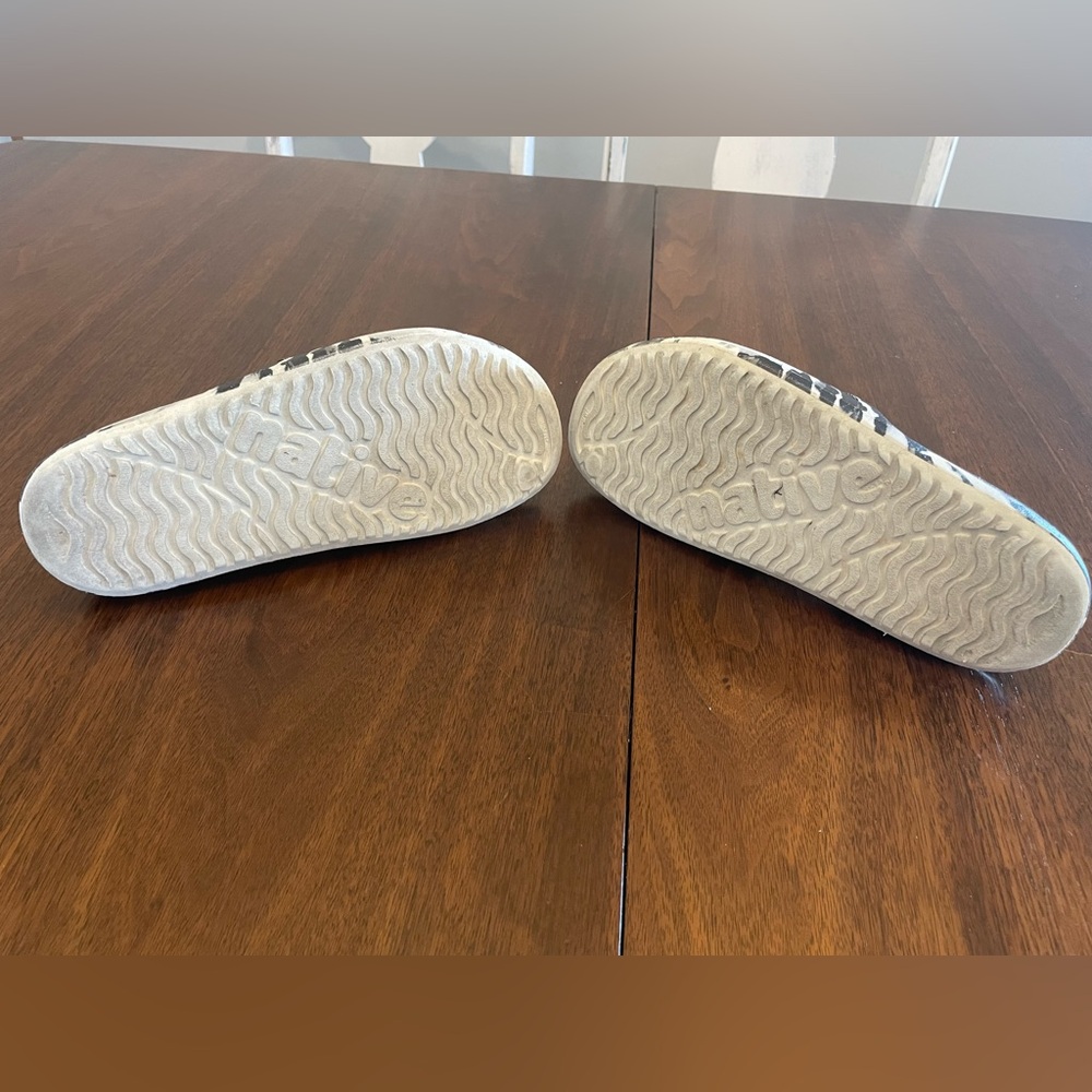 Native Shoes Spencer LX Slides - Picture 5 of 6